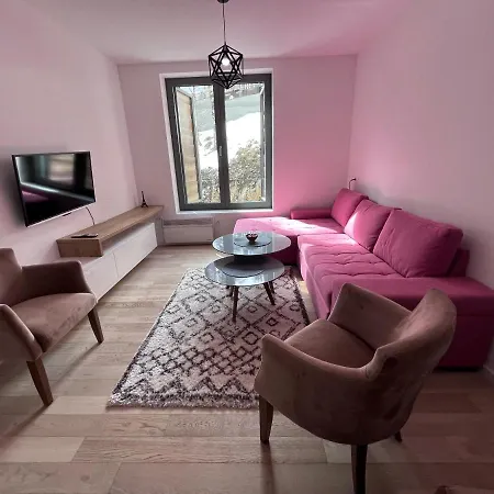 Srebrna Lisica 98 - Cosy Appartment, Near The Track Lejlighed