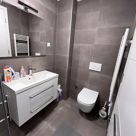 Srebrna Lisica 98 - Cosy Appartment, Near The Track アパート Bjelašnica