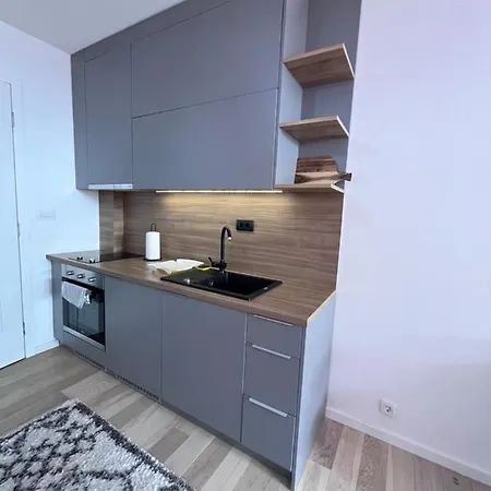 アパート Srebrna Lisica 98 - Cosy Appartment, Near The Track *